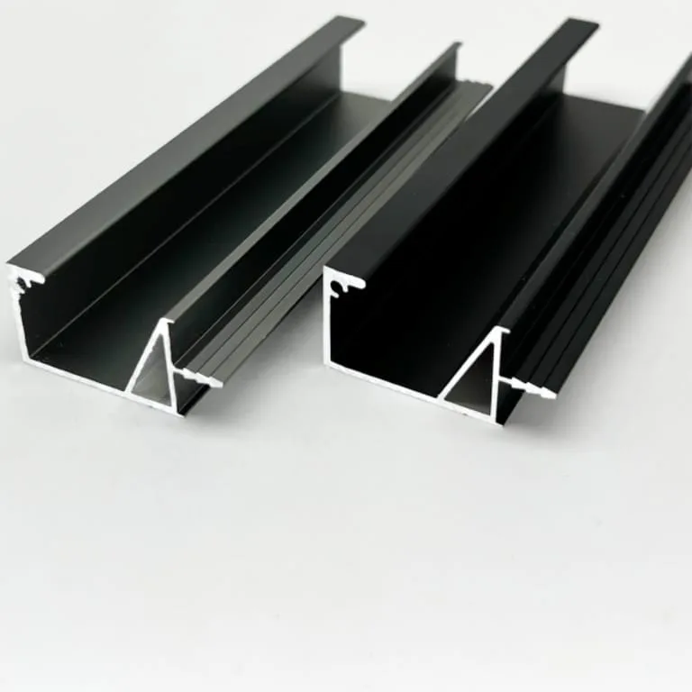 G-Shape Cabinet Handle with Triangle End Caps — view 2