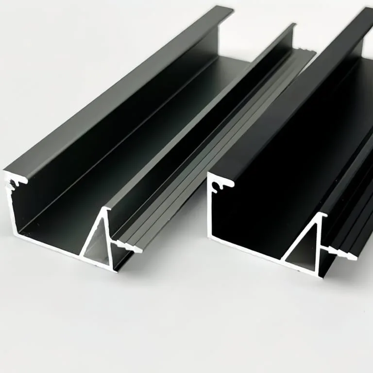 G-Shape Cabinet Handle with Triangle End Caps — view 4